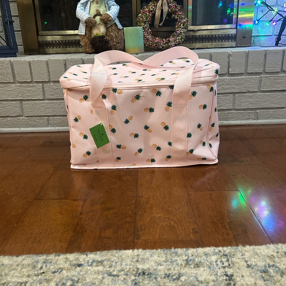 Kate Spade Pink Pineapple-Print Travel Tote (NWT) - Picture 11 of 16